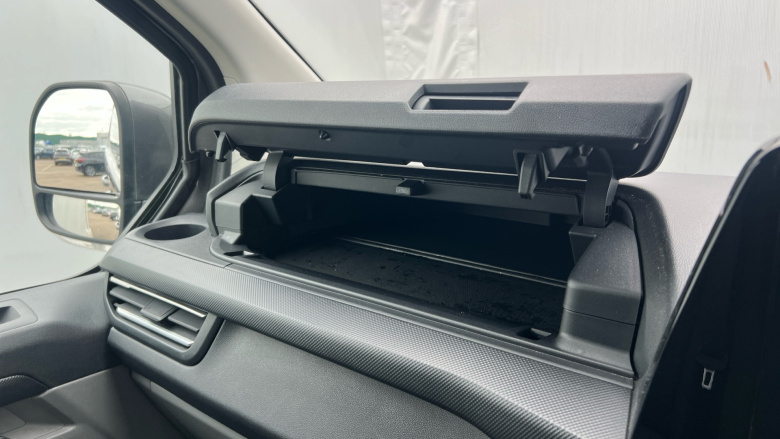 Ford Transit Custom 300 L1 Diesel Fwd 2.0 EcoBlue 136ps H1 Van Limited